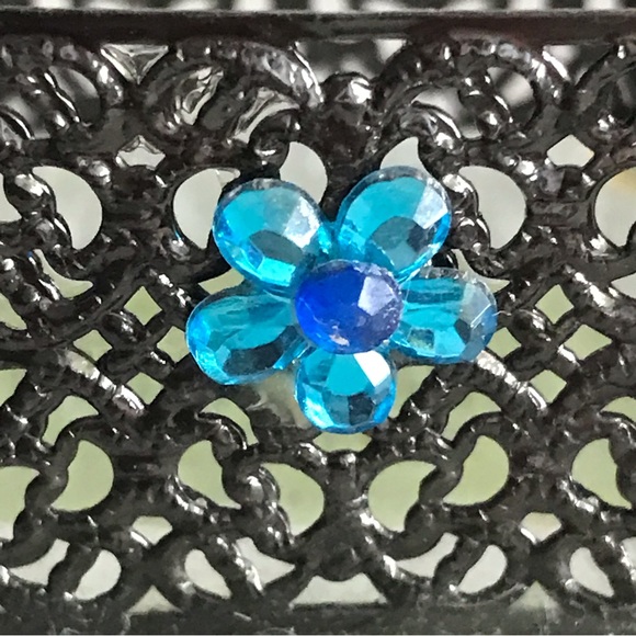 Ornate Filigree Metal Silver Tone/Rhinestones & Glass Small Trinket Jewelry Box - Picture 7 of 15